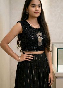 Stylish Black Sequined Crop Top &amp; Skirt Set