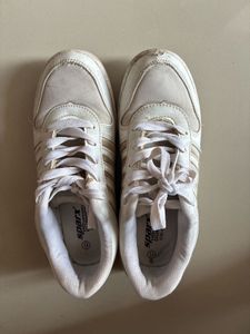 Sparx White Casual Sneakers