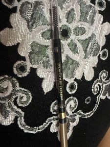L'Oreal EyeBrow Stylist Definer..absolutely unused