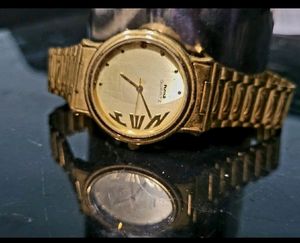 HMT QUARTZ Gold Plate WATCH⌚️👌