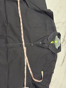Men's Black Button-Up Shirt