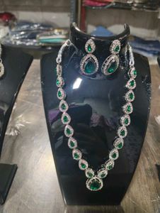 Ad Diamond Necklace Set