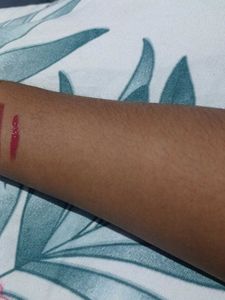 MyGlamm LIT Liquid Lipstick