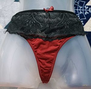 Red🖤 & Black Lace Thong🖤