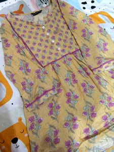 Yellow Floral Print Kurta 🪷✨