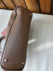 Chic Brown Handbag with V Accent