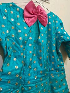 women peplum style Ethnic Clothing Set