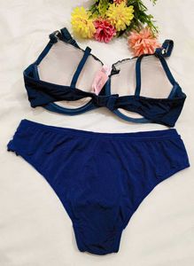 Lace Bra and Panty Set