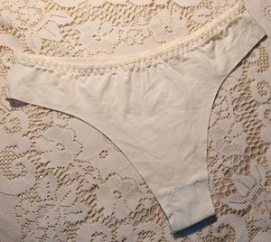 White seamless Thong Panty