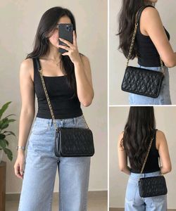 Chic Quilted Black Shoulder Bag