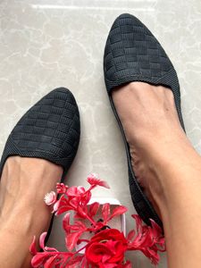 Womens Black Design Heel Ballets