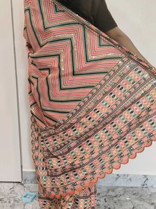 Designer Pink Geometric Print Saree