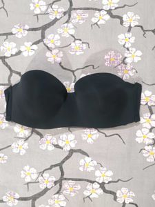 Black Strapless Bra