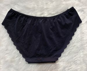 Elegant Lace Trim Briefs