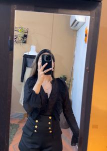 Chic Black Ruffled Top
