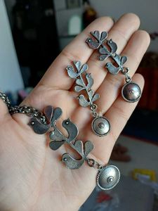 Bird &amp; Leaf long chain Necklace &amp; Earrings