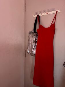 (S-M) Stunning Red Ruched Bodycon Dress