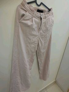 Baby pink baggy jeans