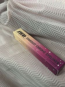 Nykaa Stardust Chrome Eyeliner