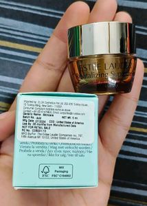 Estee Lauder Revitalizing Supreme+ Creme