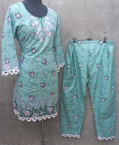 Elegant Floral Kurta Set