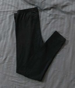 Utsa Black Leggings