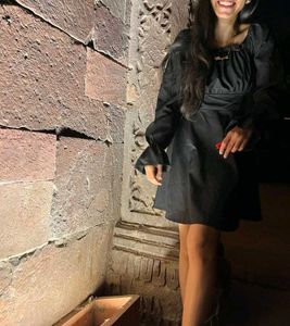Chic Black Puff Sleeve Mini Dress