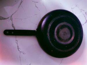 very big nonstick pan