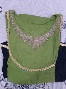 Mehendi Outfit