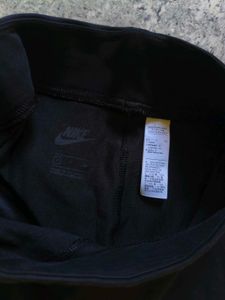 Nike Swoosh Leggings