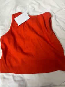 Color Block Cut-Out Crop Top