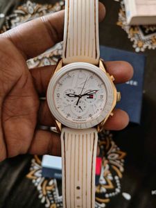 Tommy Hilfiger Watch with Box White 🤍