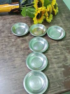 Set of 6 Vintage Metal Bowls