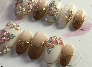 Exquisite Floral Press-On Nails