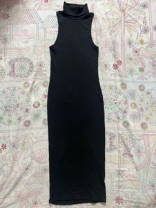 ZARA Sleeveless Turtle Neck Midi Dress