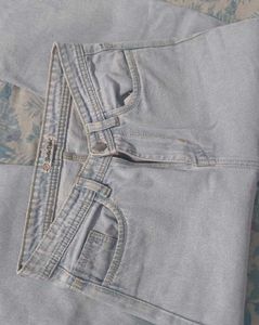 ✨✨Light Wash Wide Leg Jeans✨✨