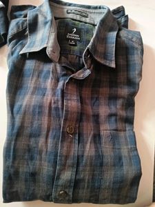 Men's Plaid Button-Down Shirt(like new)