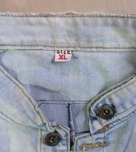 TRENDY MEN'S DENIM JACKET