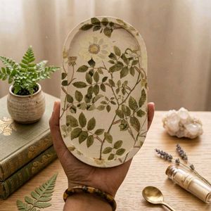 Handcrafted Botanical Concrete Trinket Tray | gree