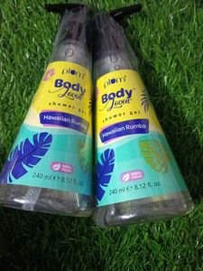 Plum BodyLovin Hawaiian Rumba Shower Gel