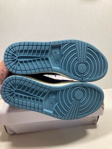 Air Jordan 1 Low