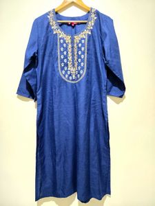 Elegant Blue Embroidered Kurta XL size
