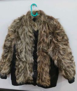 Chic Faux Fur Trimmed Jacket