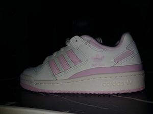 Adidas original forum low cl w