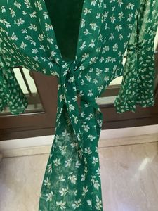 Green Floral Tie-Front Crop Top