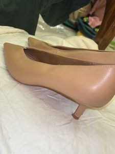 Classic Kitten Heels