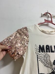 Sequin Sleeve Graphic T-Shirt