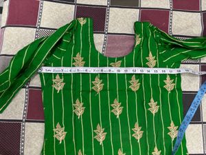 Green Embroidered Kurta