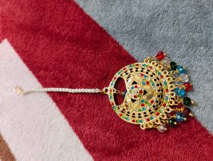 Earrings and Maang Tikka Set