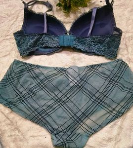 Lace Bra &amp; Plaid Panty Set